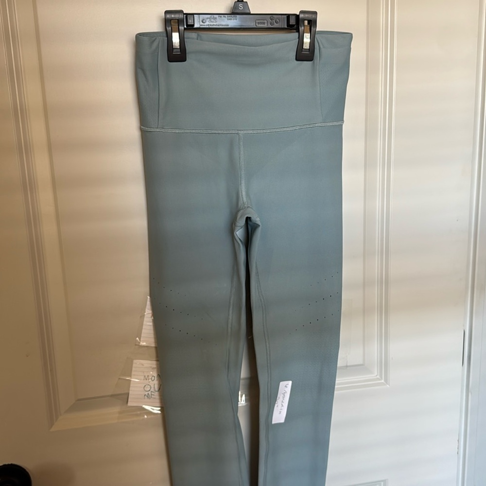Zoned in leggings 27”